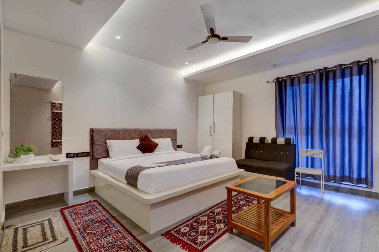 Hotel Brundavan International Guntur Bagian luar foto