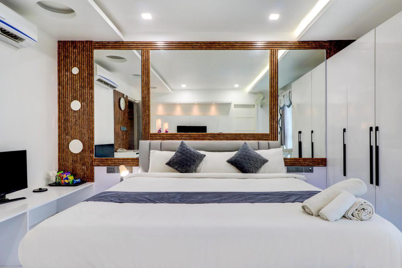 Hotel Brundavan International Guntur Bagian luar foto